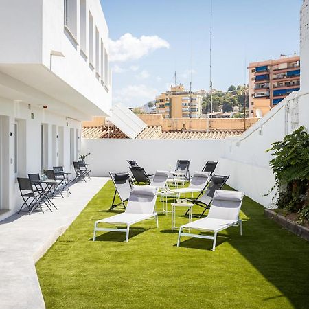 Apartamentos La Pelusa Málaga Exterior foto