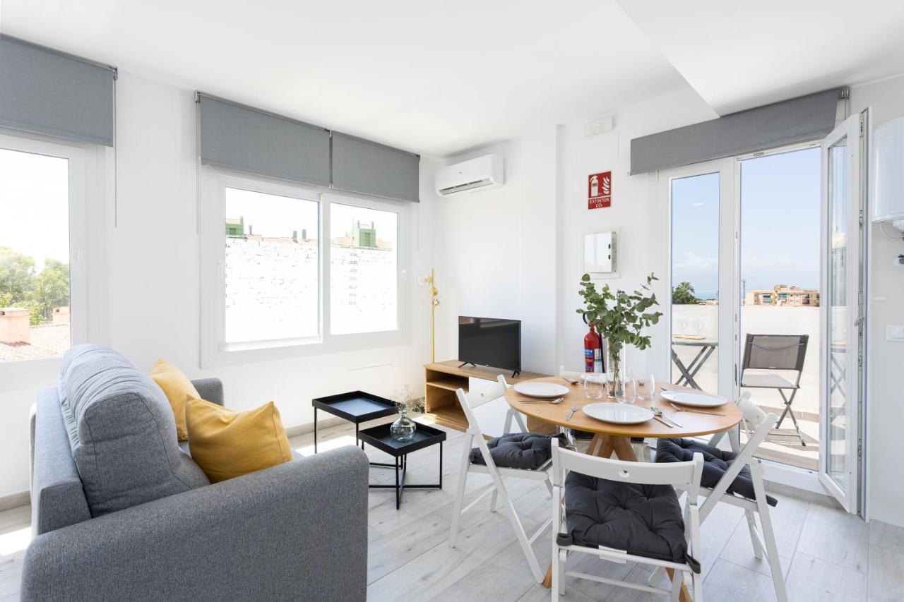 Apartamentos La Pelusa Málaga Exterior foto