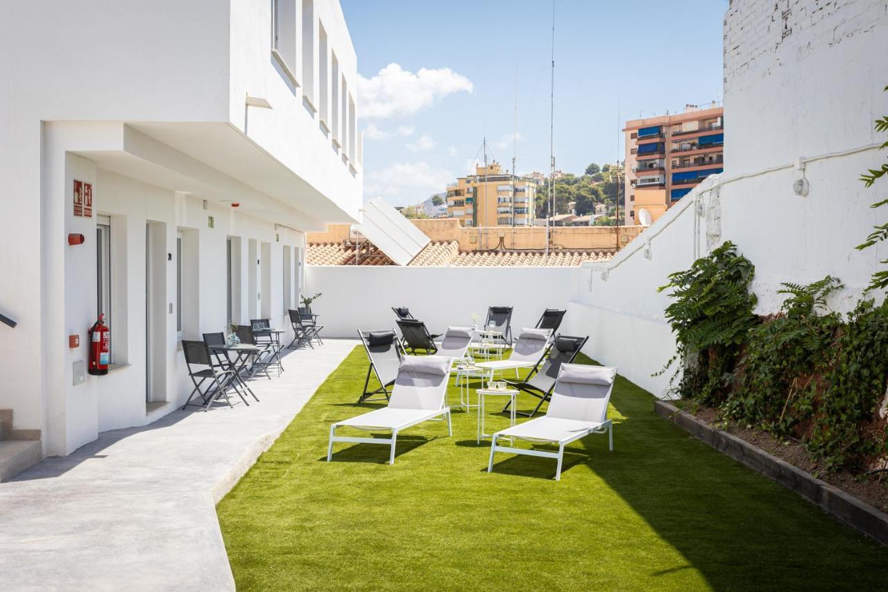 Apartamentos La Pelusa Málaga Exterior foto
