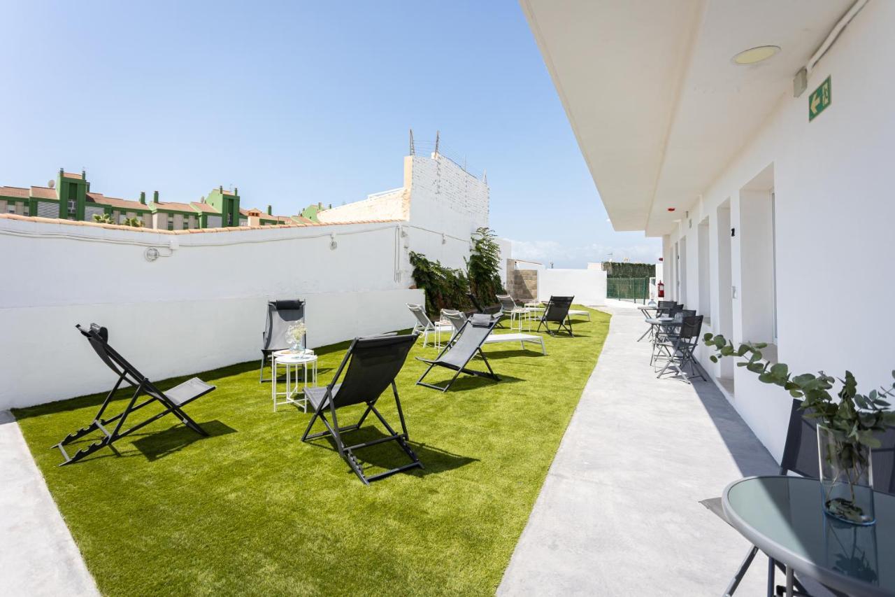 Apartamentos La Pelusa Málaga Exterior foto